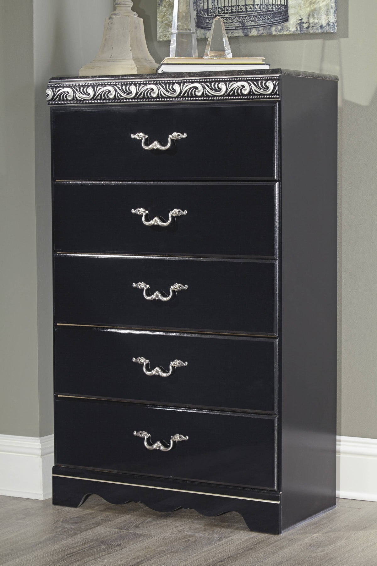 Five Drawer Chest E900