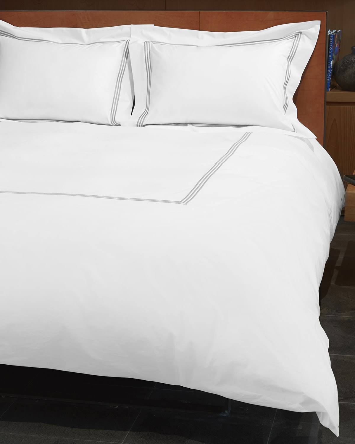 Queen Metallic Duvet Cover T71031