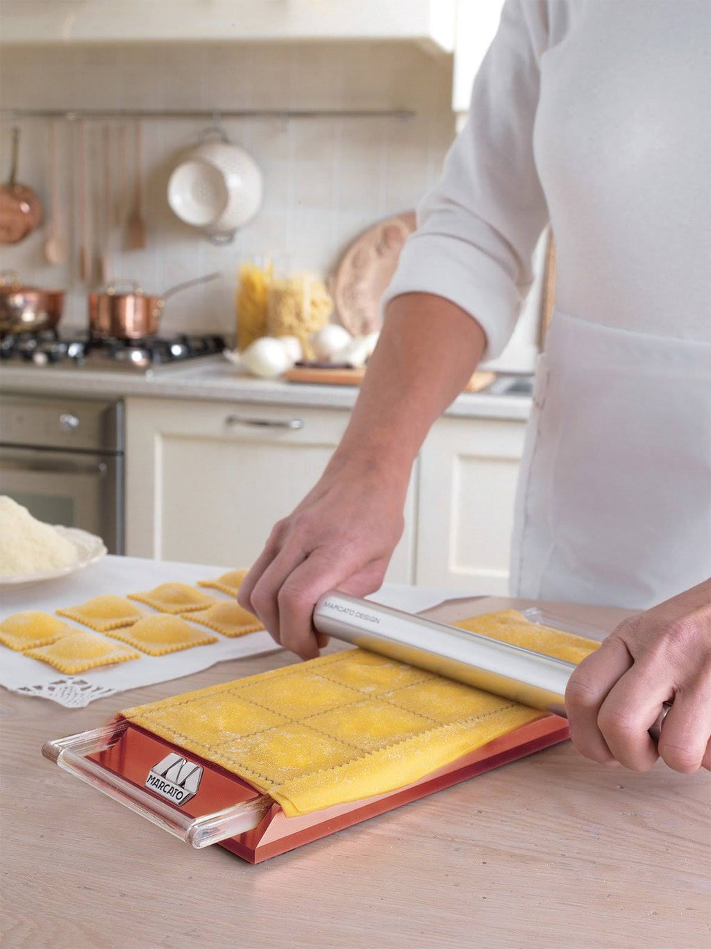 Red Pasta Maker C693