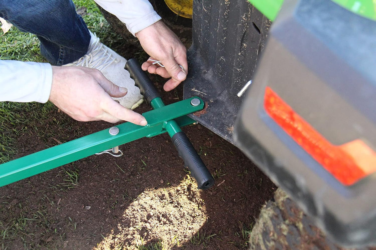 36 Inch Heavy Duty Metal Mesh Push Spreader H76758